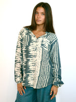 Load image into Gallery viewer, Ava Button Down
